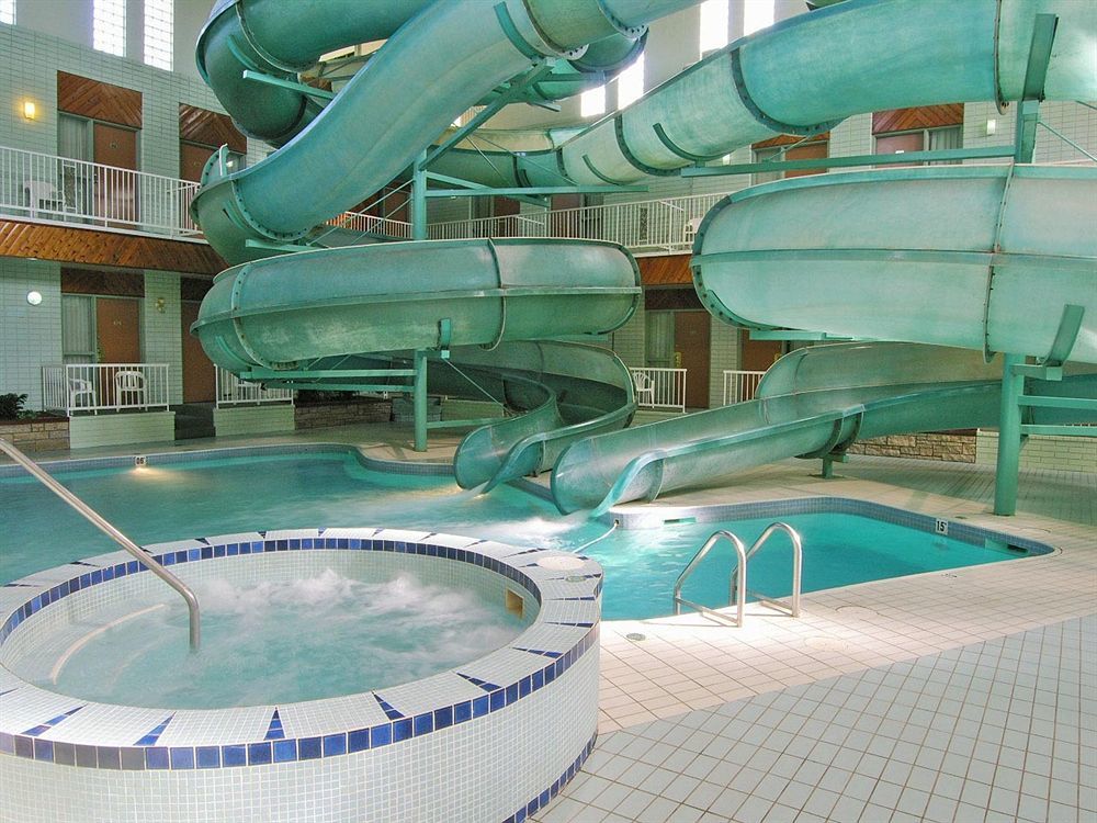 Tropical Inn - North Battleford Esterno foto