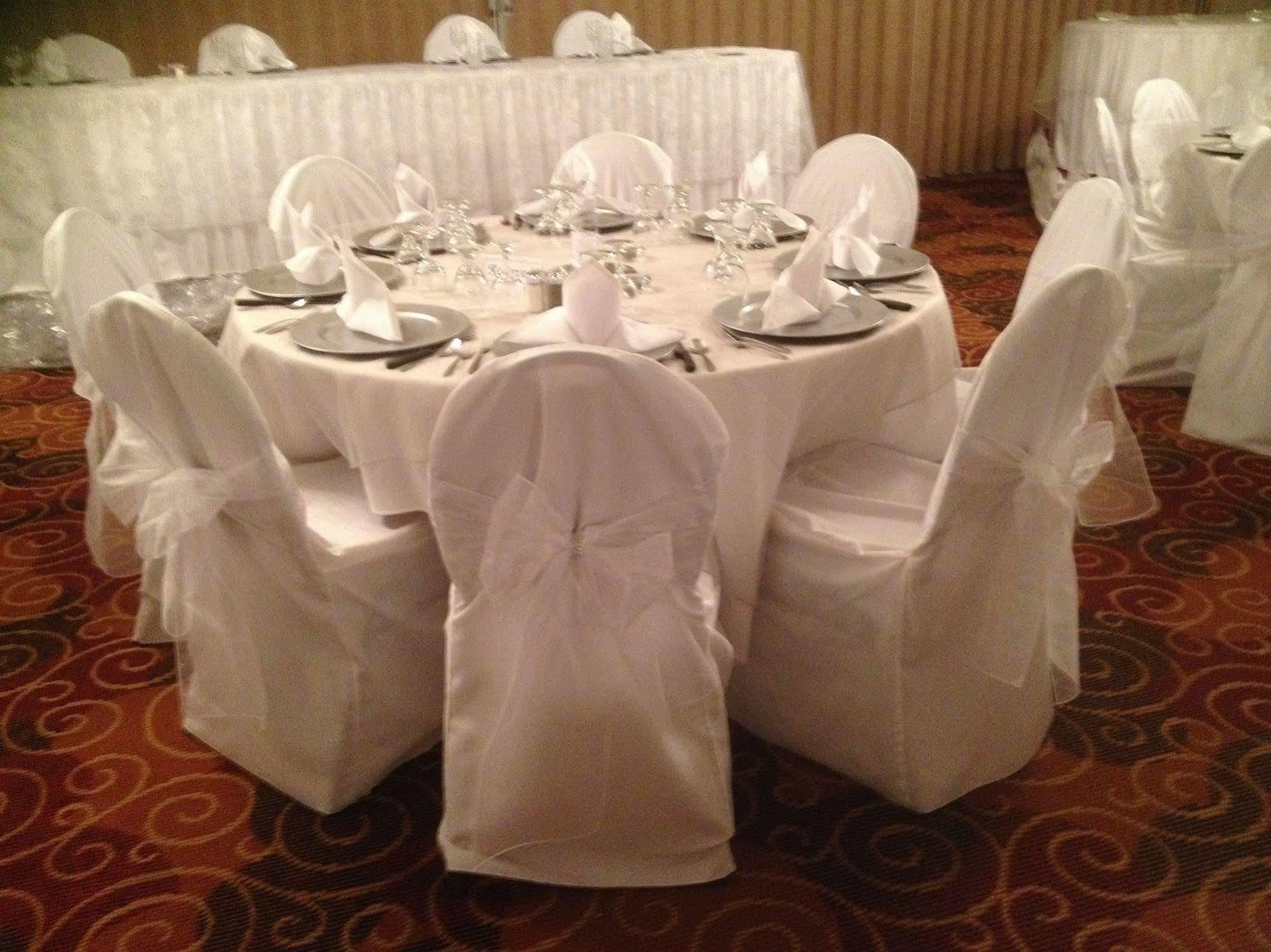 Tropical Inn - North Battleford Esterno foto